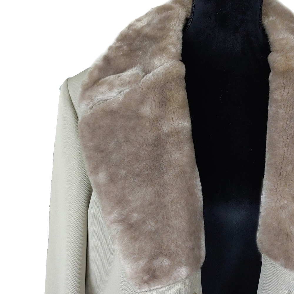 *SOLD*London Fog Prisyine Vtg Mens 42L Faux Fur Collar Beige Over Coat - Picture 5 of 14